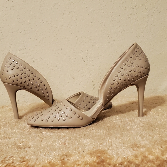 French Connection Tan Studded Heels womens size 8.5 - Picture 2 of 5